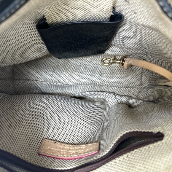 Vintage Dooney & Bourke All Weather Leather Black and Brown Shoulder/HandBag - Picture 9 of 10